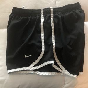 Nike Girls Running Shorts Girls Medium